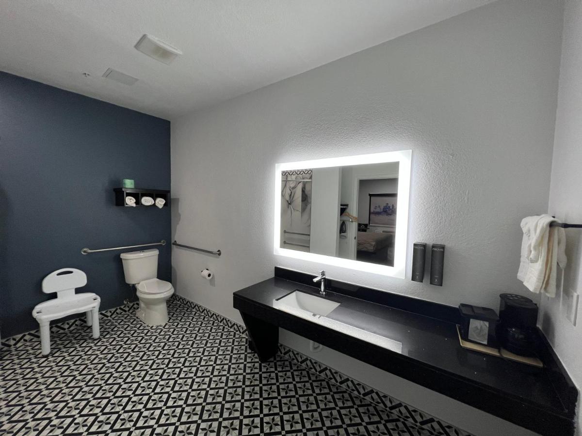 Hotel Grand Galleria Houston