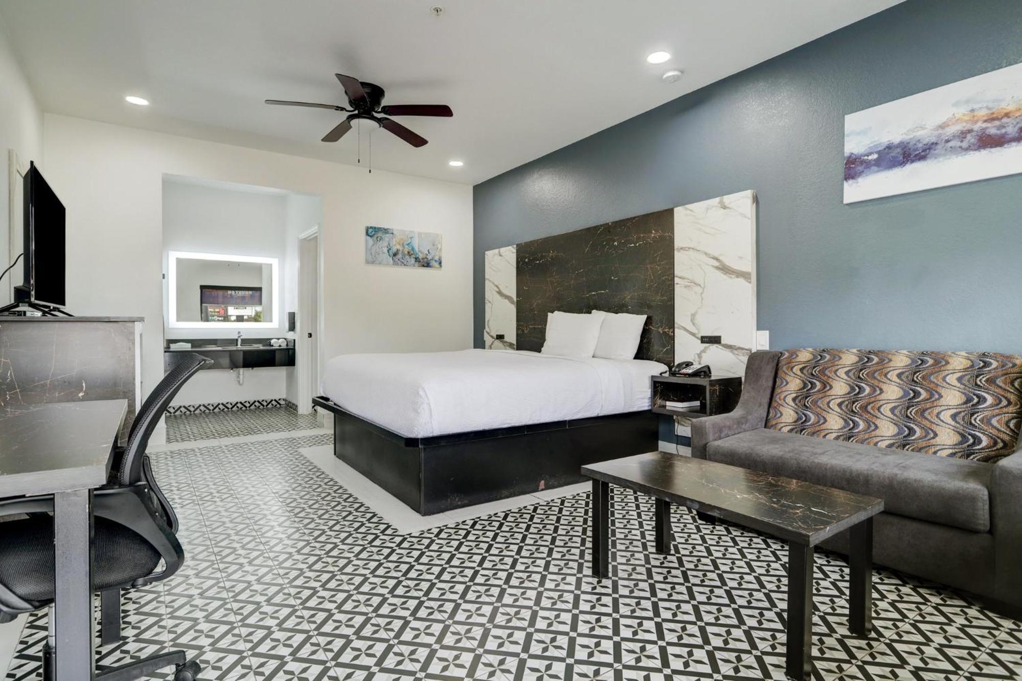 Hotel Grand Galleria